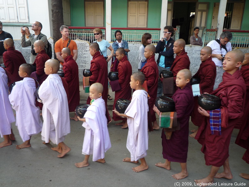 Mahagandayon Monastery43